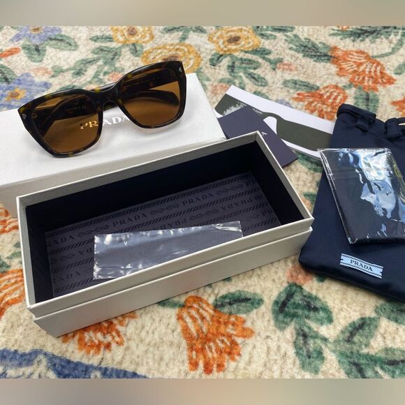 Prada Brown Tortoise Sunglasses Y2K authentic frames glasses - Picture 1 of 10